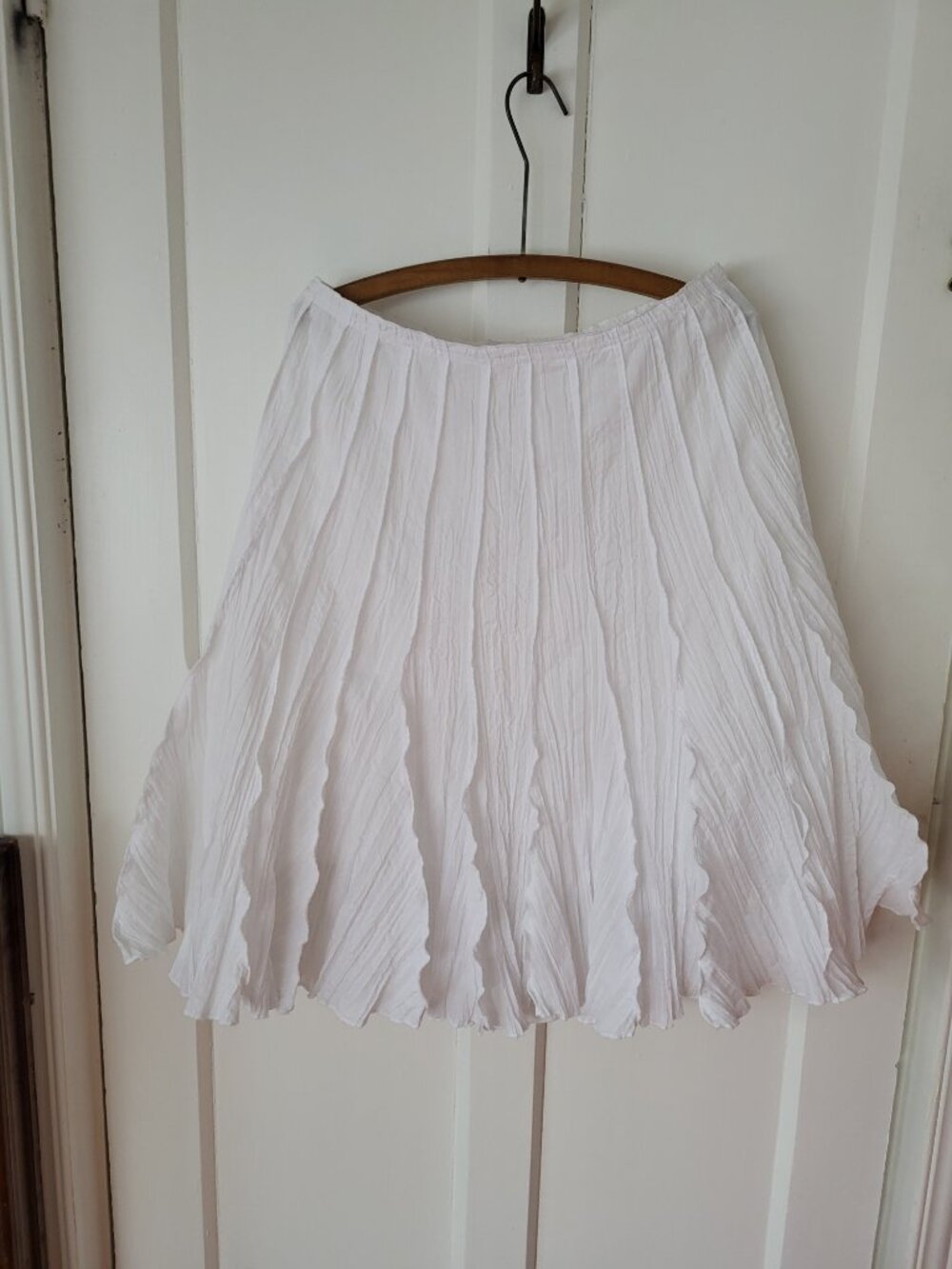 GUESS White Lightweight spring summer Skirt Midi - Picture 9 of 13